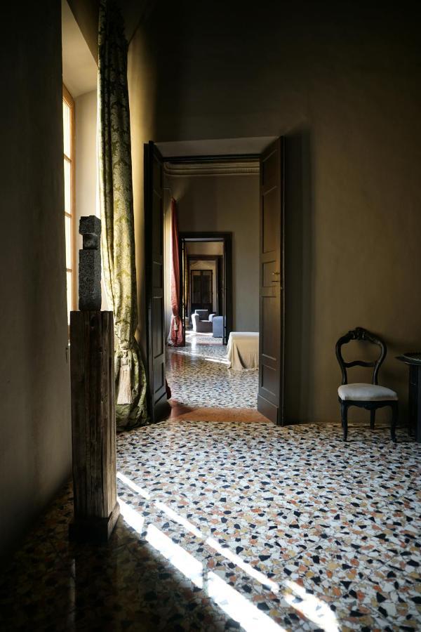 XVIII Century Palazzo Равенна Экстерьер фото