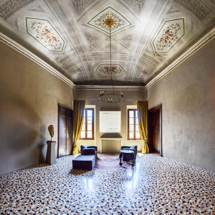 XVIII Century Palazzo Равенна Экстерьер фото